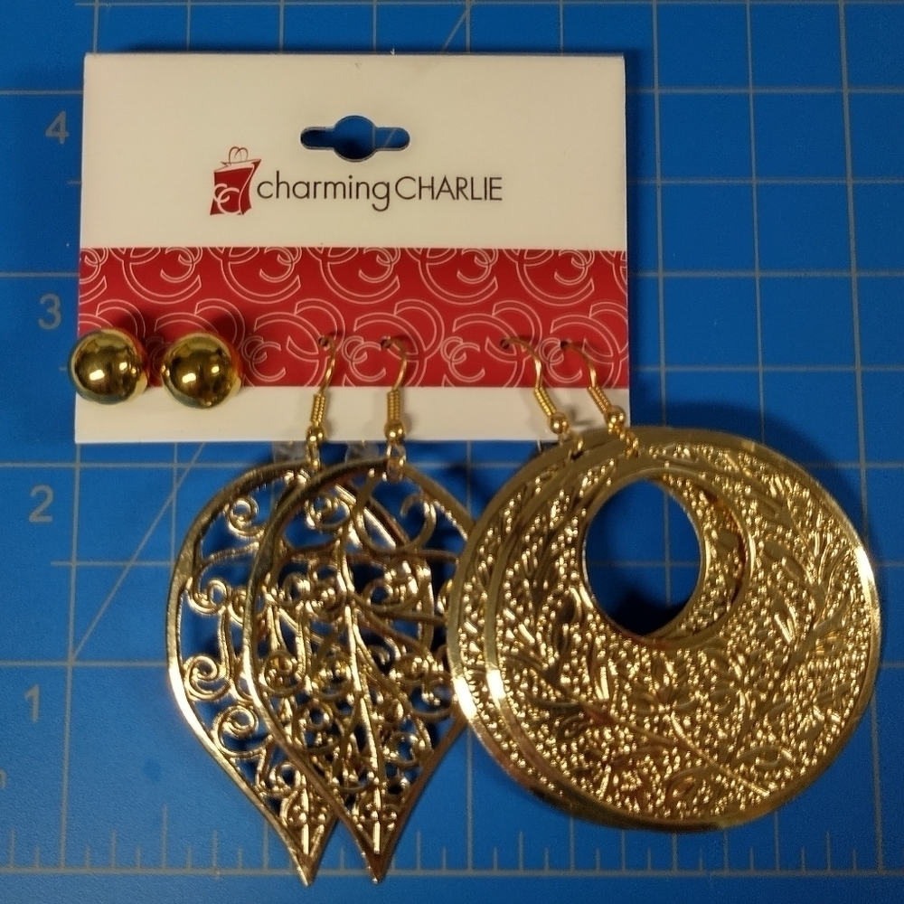๐3/$12 9 Pairs of BNWT Earrings Bundle! Various Styles, All For Pierced Ears. - Picture 10 of 15
